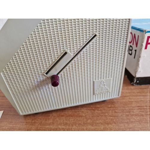 86 - Vintage Slide Viewer, 'Pentacon DB1' in Original Box