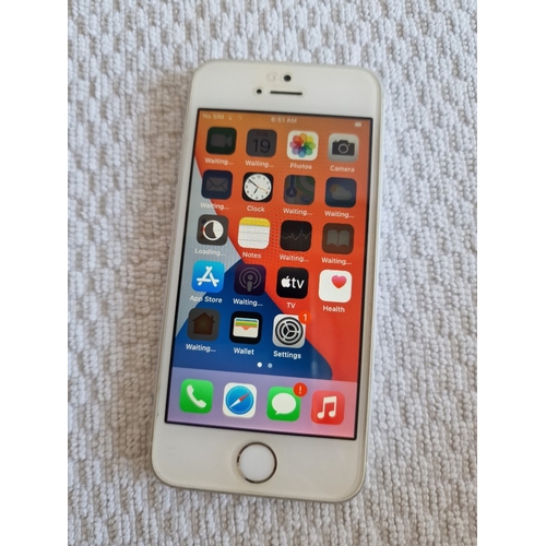 779 - Apple iPhone SE, (Model: A1723), 16GB, Factory Reset, with Cover, * Basic Test & Working *

Nb. No C... 