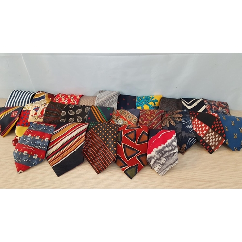 763 - Approx 25 x Ties in Different Style, Material, Brands, Pattern