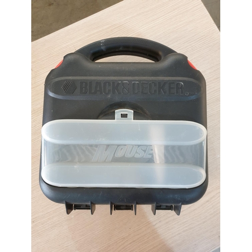 112 - Black & Decker Palm Sander with Spare Pads and Instructions in Case *Basic Test and Working*