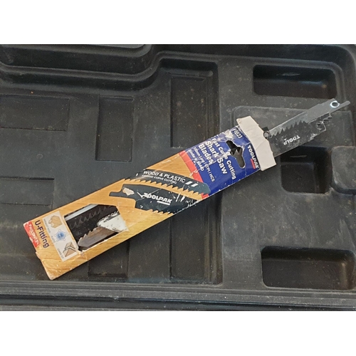 113 - Titan 750 Watt All Purpose Saw in Case *Basic Test and Working*