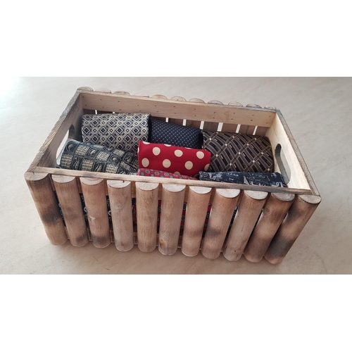 841 - 8 x  Fashionable Ties in Different Colours, Patterns, Brand, Material in Wooden Storage Box (18 x 28... 