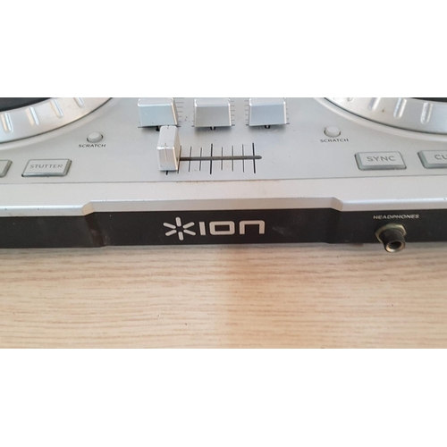 Castle Auctions Limassol Fascinating Chinese Furniture & Porcelain, €