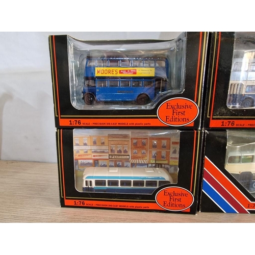 21 - 5 x Boxed 1st Edition 1:76 Scale Die Cast Models of Buses Plus 2 x Boxes Corgi Classics