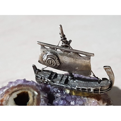 256 - Decorative Silver Mini Boat (Approx. 4cm x 4cm)with Logo 