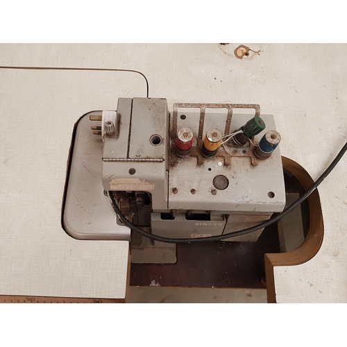 818 - Singer 998 industrial Sewing Machine (Overlock Sewing Machine) and Spare Spools of Thread *Basic Tes... 