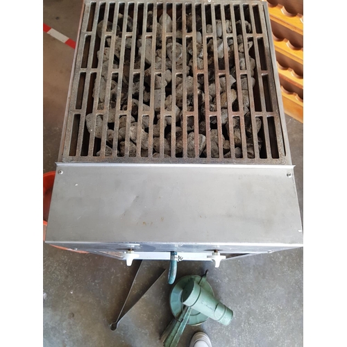 819 - Stainless Steel Gas Grill with Accessories Inc; Gas Bottle, Smoker and Tong (44 x 58 x 90cm)