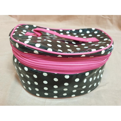 835 - Collection of 30 Colours Nail Polish in Polka Dot Cosmetic Bag (31pcs)