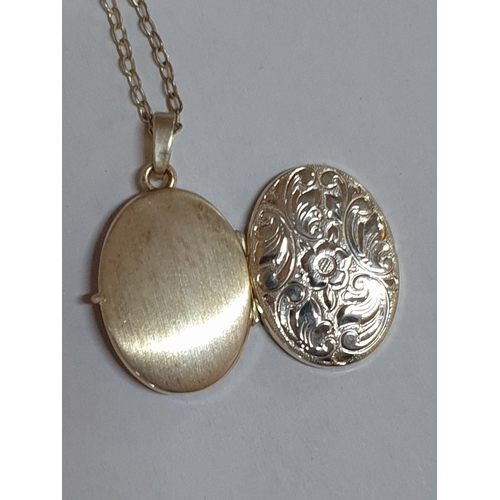 261 - Vintage Style Silver Locket Necklace High Ornate, Total Weight 3gr Together with Retro White Metal F... 