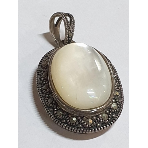 262 - 2 x Silver Pendants; Vintage Style High Ornate Oval  Locket Pendant (Approx. 2 x 2.5cm) and Retro Ov... 