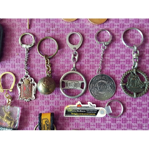 594 - Rare Collection of Vintage and Retro Key Rings (28pcs)