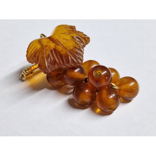 135 - Vintage 9ct Gold and Amber Grape Design Brooch, Made in Russia, (Approx. 6.4g Total Weight)