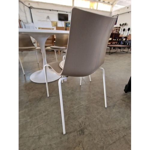 166 - 'Mood', Modern Contemporary White Round Pedestal Dining Table (Approx. Ø: 120cm), Together with Set ... 