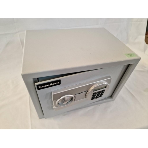 169 - 'Excellent' Digital Home Safe, (Combination 220711, Nb. No Master Key), Looks Unused