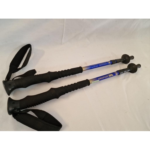 184 - Pair of Trespass 'Valeas' Trekking Poles