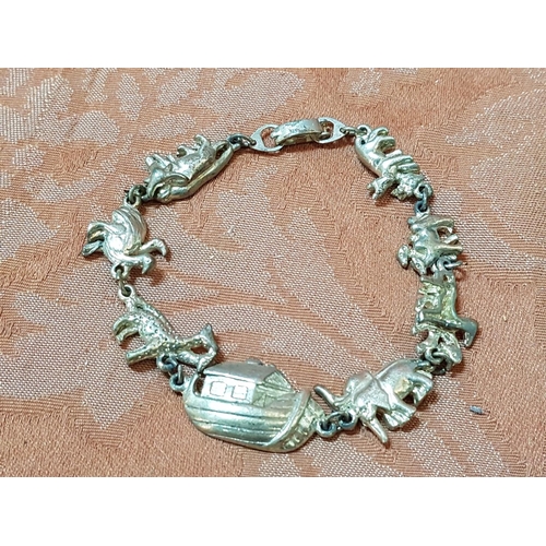 195 - Noahs Ark - White Metal Bracelet (L:19cm)