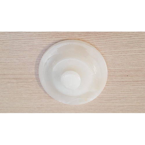 809 - Large Ivory Onyx Decorative Bowl with Lid (Approx Ø23cm x H:14cm), (A/F Lid Repair and Chipped)