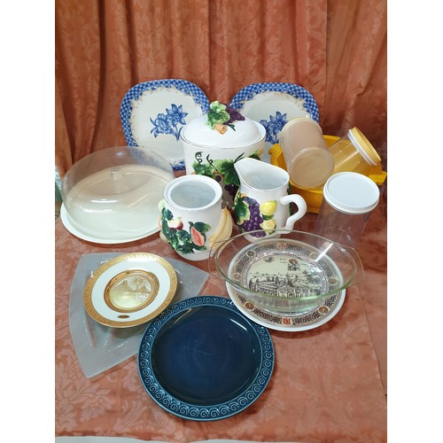 810 - Large Home Assorted Box; Kitchen Items, Decorative Plates, Decorative Ceramic Kitchen Ornament etc