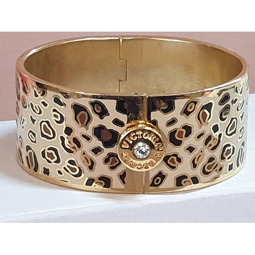 91 - Victoria's Secrete Cuff Bracelet Animal Print (Approx Ø6.5cm)