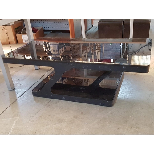 151 - Large Modern Coffee Table, Metal with Glass Tempered Glass Top (130 x 70 x 40cm)