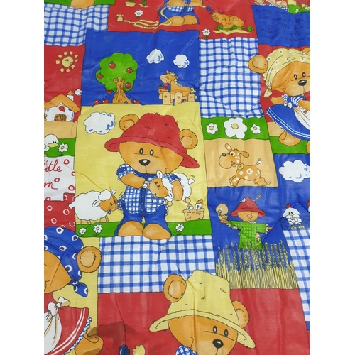 74 - Children's Bed Cover in Teddy Bear Pattern (165 x 210cm)