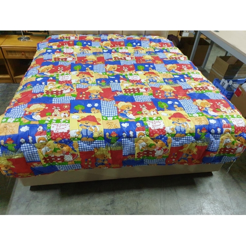 75 - Children's Bed Cover in Teddy Bear Pattern (165 x 210cm)