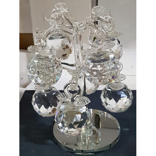 208 - Apple Tree - Crystal Ornament (Clear Glass / Crystal), (H:17.5cm) Tree + 8 x Apples