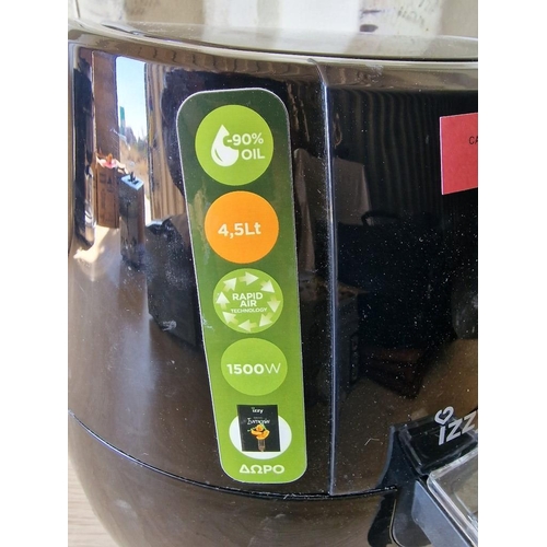 140 - 'Izzy' Air Fryer (Model: IZ-8206)