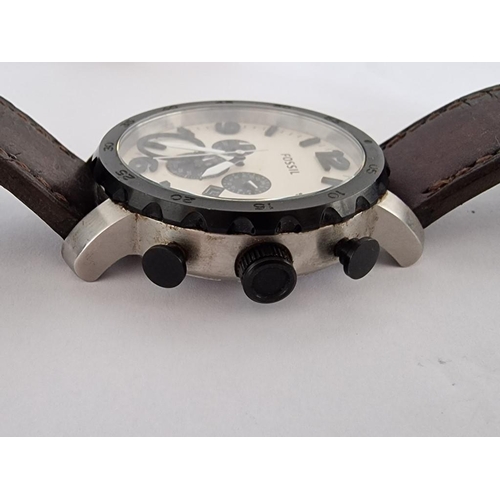 396 - Fossil Gents Wrist Watch, Large Case with Date, White Face, Stainless Steel, on Brown Leather Strap.... 