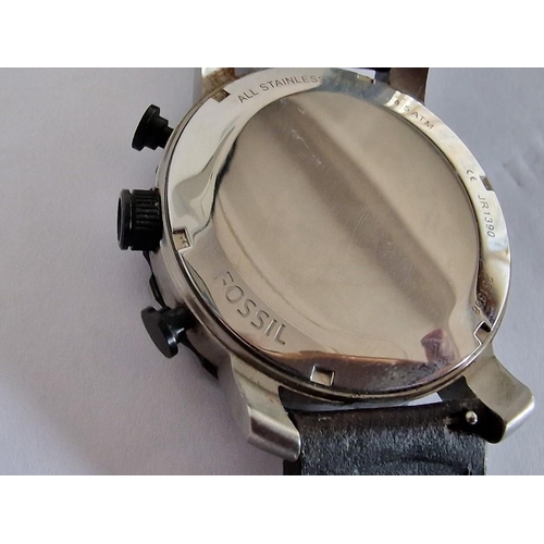 396 - Fossil Gents Wrist Watch, Large Case with Date, White Face, Stainless Steel, on Brown Leather Strap.... 