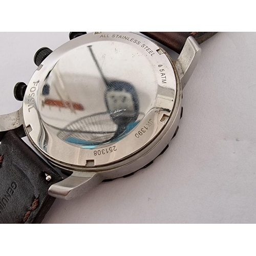 396 - Fossil Gents Wrist Watch, Large Case with Date, White Face, Stainless Steel, on Brown Leather Strap.... 