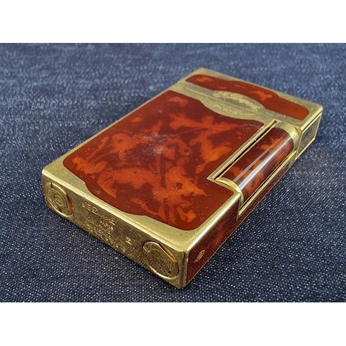 103 - S.T. Dupont (Paris) Chinese Lacquer & Gold Maduro Lighter, with Felt Case