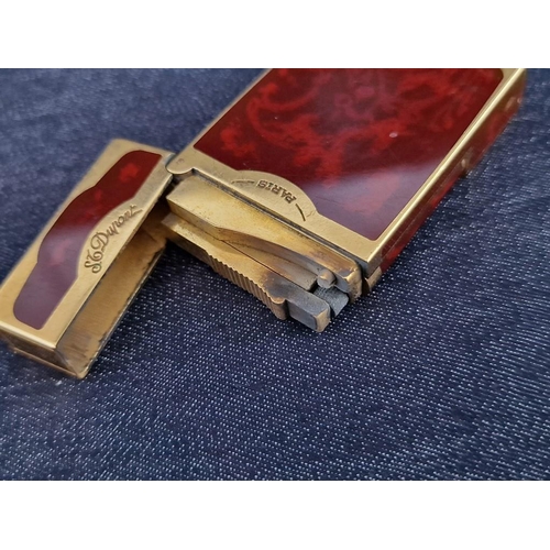 103 - S.T. Dupont (Paris) Chinese Lacquer & Gold Maduro Lighter, with Felt Case