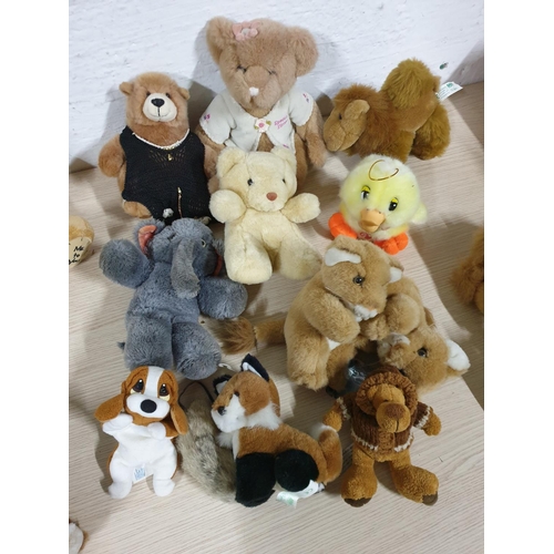 61 - Huge Collection of Assorted Soft Toys (Approx 30pcs)