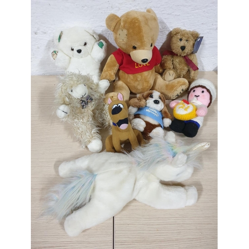 61 - Huge Collection of Assorted Soft Toys (Approx 30pcs)