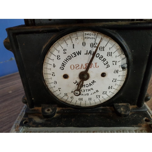 230 - Vintage Jaraso Cast Iron Personal Weighing Machine Scales with Reflecting Mirror