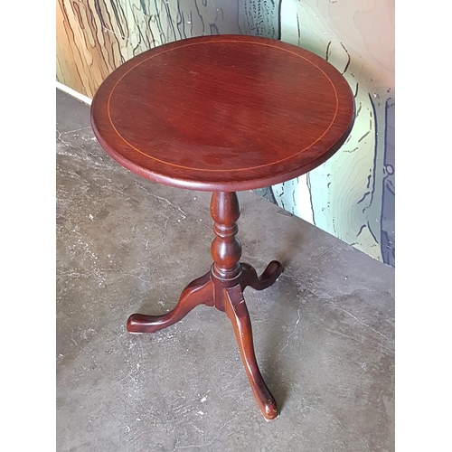 374 - Vintage Style Small Circular Tripod Occasional Table (Ø36cm x H:53cm)