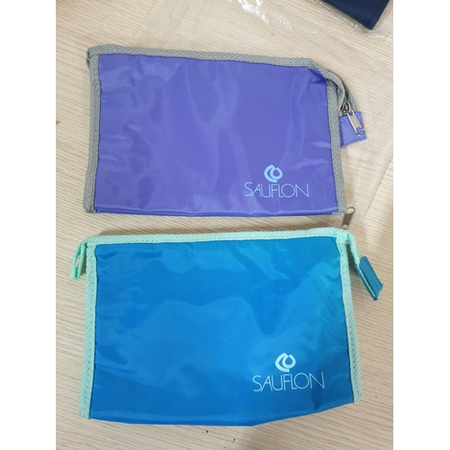 383 - Various Toiletry Bags in Different Sizes, Colour, Style etc (6)