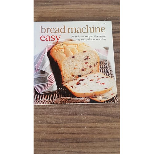 782 - Russell Hobbs Bread Maker Together with Book (70 Recipes)