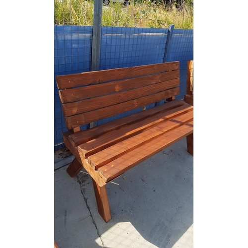 794 - Large Wooden Outdoor Bench (Approx. L:118cm)