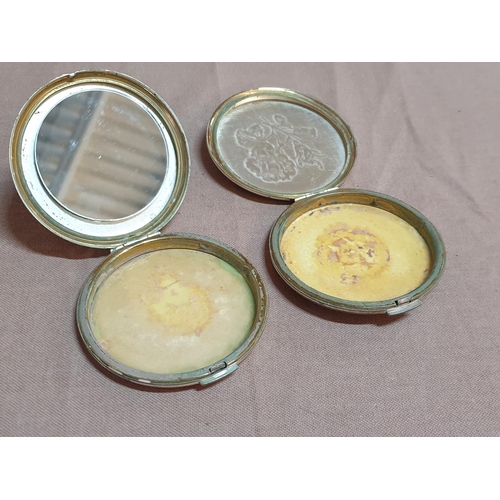 817 - Retro Beauty Collection of Compact Mirror, Dill Boxes etc