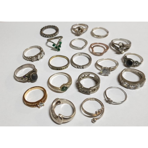 338 - 20 x Silver Rings in Different Style, Shape, Stones, Sizes etc