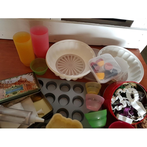 347 - Baking Accessories; Baking Moulds, Hand Mixer, Jelly Moulds, Dessert Bowls etc