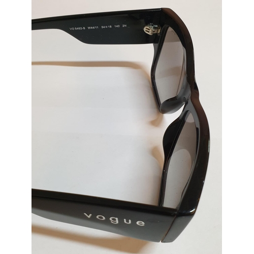 351 - Vogue Sunglasses, V05462-S W44/11