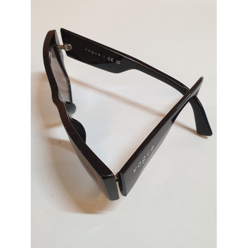 351 - Vogue Sunglasses, V05462-S W44/11