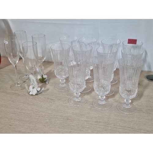 118 - Set of 11 x Cocktail Glasses, Together with 2 x Pairs of Champagne Flutes, (15)