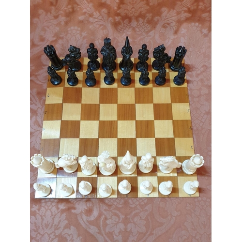 285 - Chess Set with Bakelite Pions and Folding Board