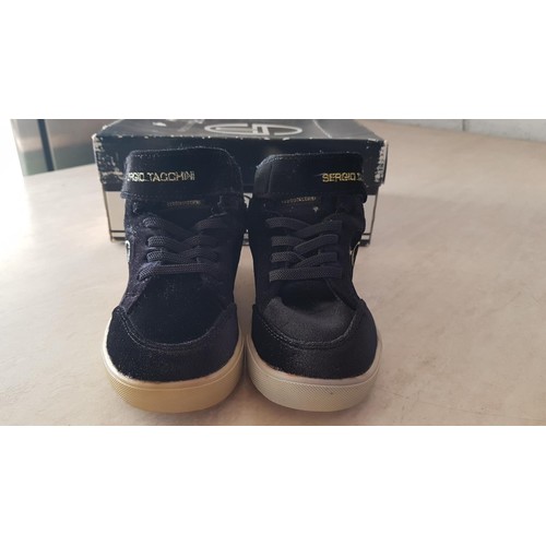 827 - Sergio Tacchini Girls Velvet High-Top Trainers Black / Gold Size 28, UK 10 (Cushioned and Padded Ank... 