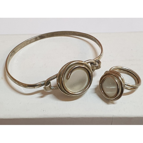 370 - Modern Silver (?) Jewellery Set; Bangle Bracelet (Ø6.5m) Together with Large Matt Crystal (Ø6.5cm) T... 