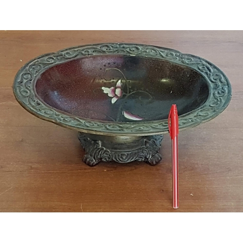 379 - Vintage Style Pedestal Decorative Bowl (31 x 23 x 11cm)